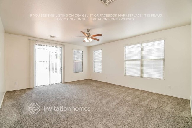 Foto del edificio - 2186 W Agrarian Hills Dr