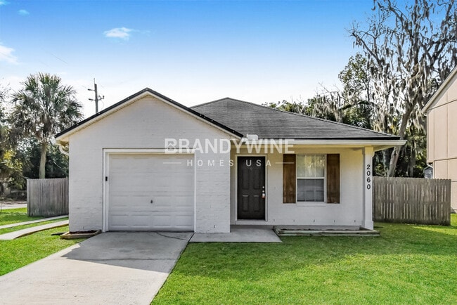 Building Photo - 2060 Felch Ave