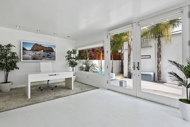 Foto del edificio - 6219 Melrose Ave