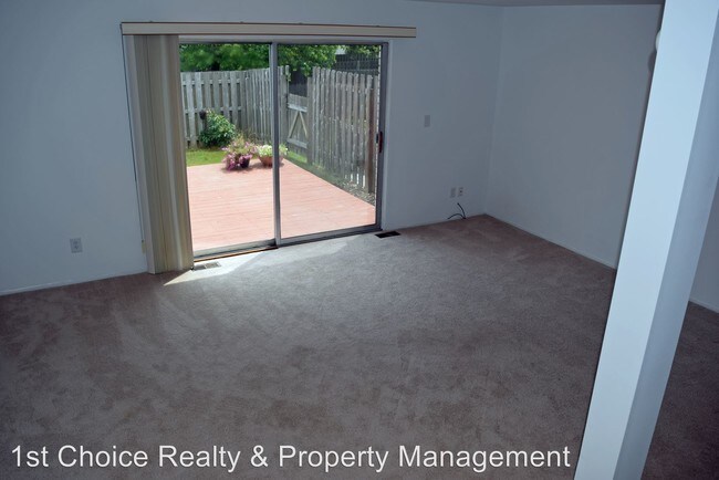 Foto del edificio - 143 Stratford Ln