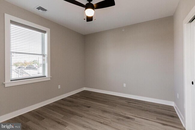 Foto del edificio - 213-UNIT-213-UN11 JACKSON St