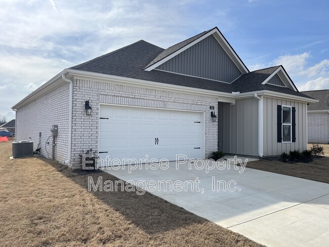 Building Photo - 250 Kipling Dr