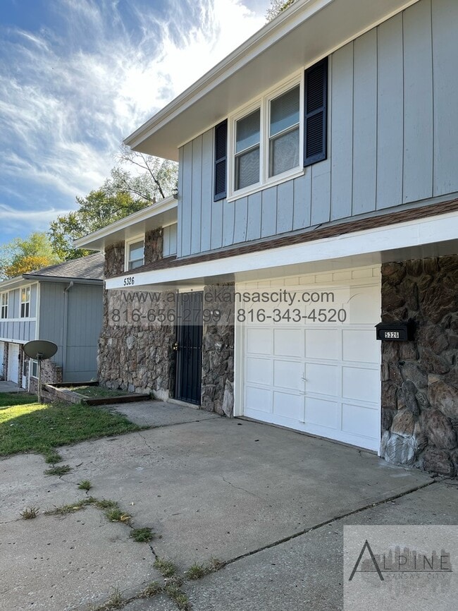 Building Photo - 2-3 Bedroom KC/Raytown Duplex, Vouchers OK