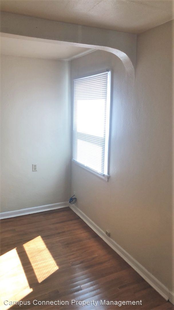 Building Photo - 4 br, 1 bath House - 1823 High St