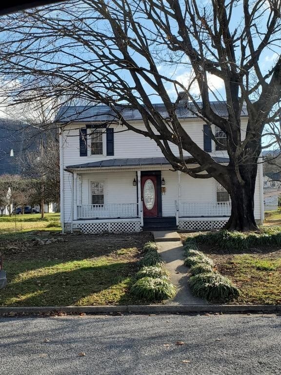 Primary Photo - 1234 Forest Avenue