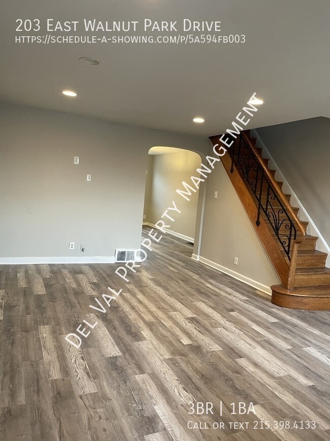 Building Photo - 203 E Walnut Park Dr