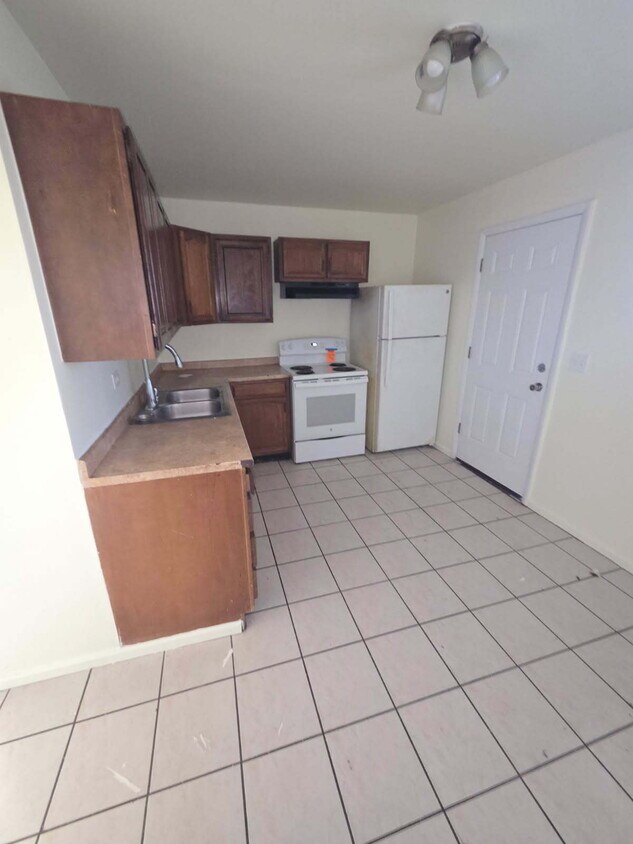 Aurora - 2 Bedroom, 2 Bathroom Duplex (13NE) - Aurora - 2 Bedroom, 2 Bathroom Duplex (13NE)