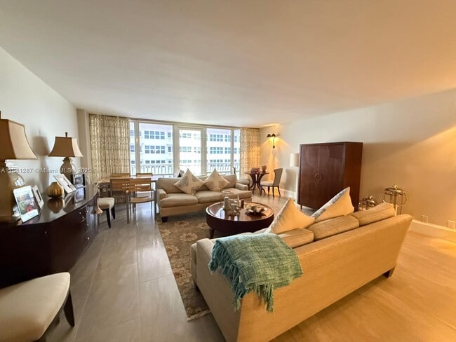 Building Photo - 4020 Galt Ocean Dr