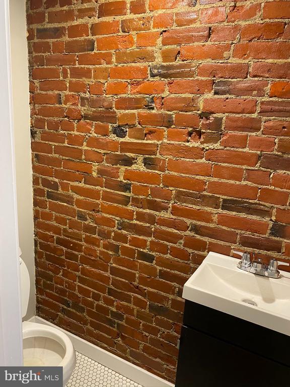 Foto del edificio - 445 E Flora St