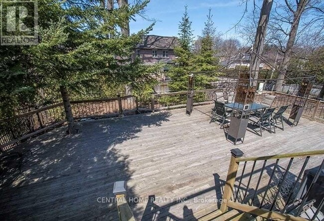 Building Photo - 222 DUNVIEW Ave