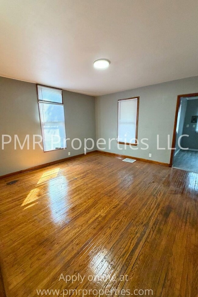 Building Photo - 2716 Patee St