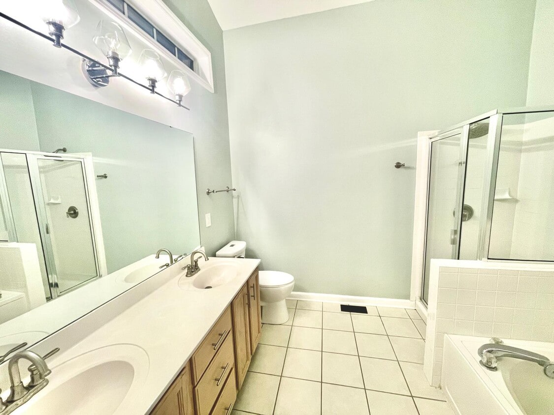 Bathroom 1 - 107 W Acres Cres
