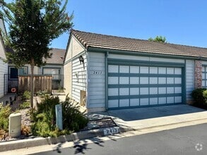 Building Photo - 2413 Ashford Glen