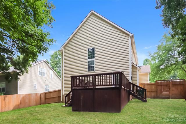 Building Photo - 2928 Canary Ct
