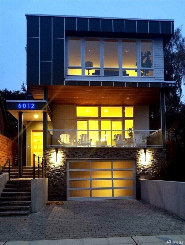 Building Photo - 6012 Palatine Ave N