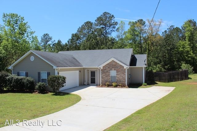 Building Photo - 3 br, 2.5 bath House - 30 Chase Drive