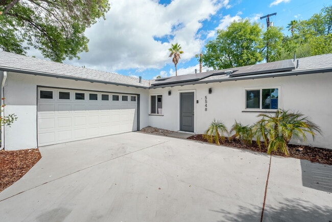 Building Photo - 5548 Irondale Ave