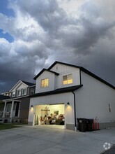 Building Photo - 3462 Willy Wy