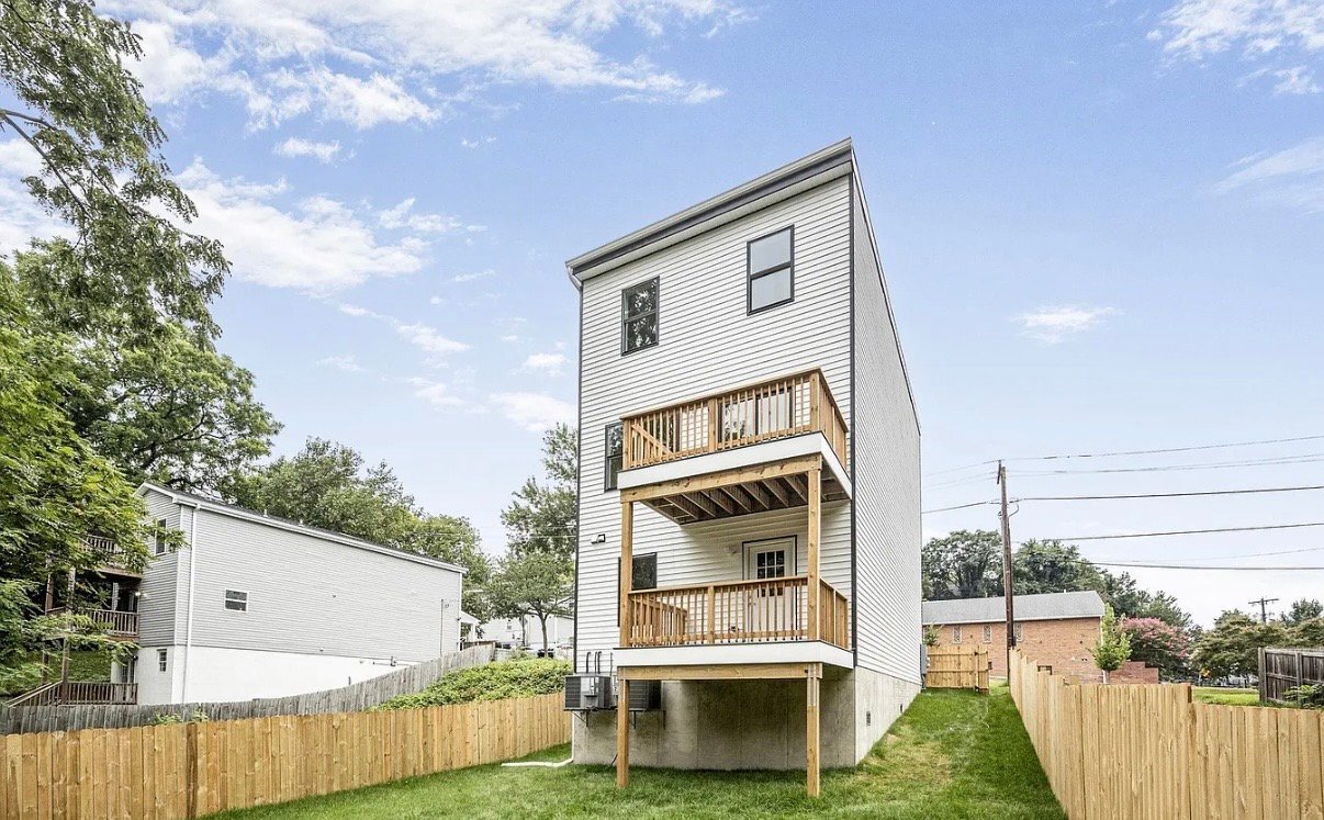 Photo - 5508 Clay Pl NE (Washington, DC)