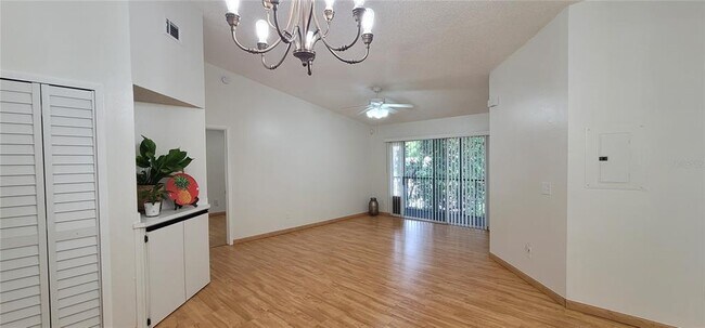 Foto del edificio - 2320 Oak Park Way