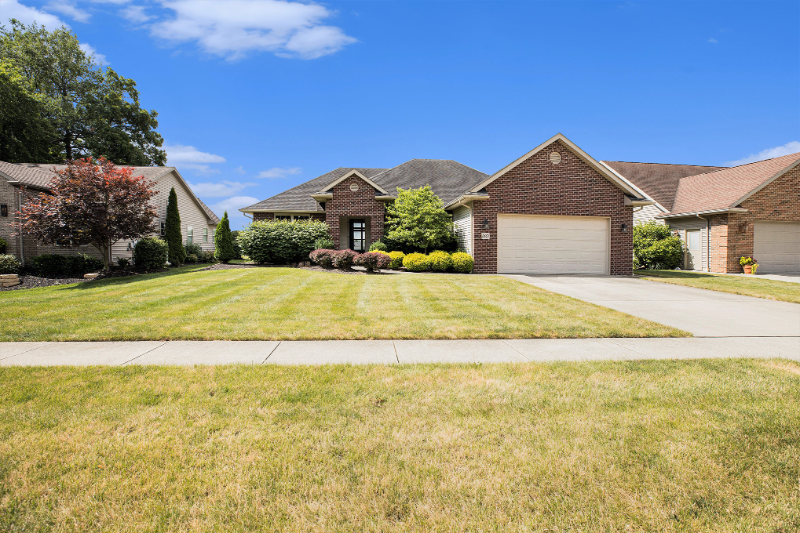 Primary Photo - 2651 N Winter Woods Dr