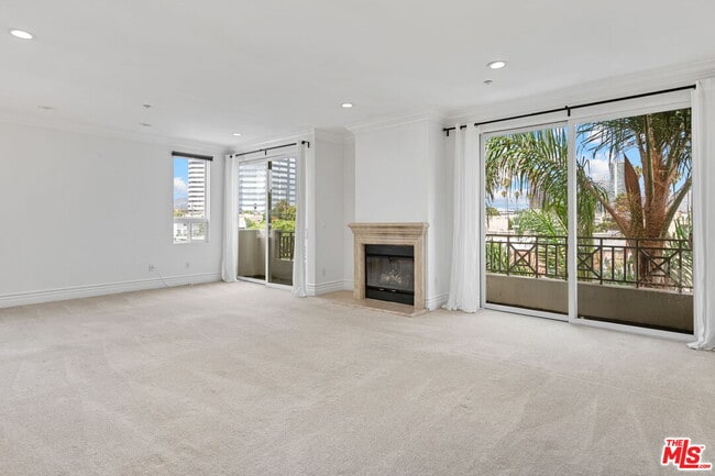 Foto del edificio - 1337 Wellesley Ave