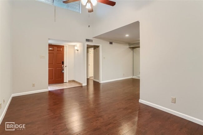 Foto del edificio - 16301 Ledgemont Ln