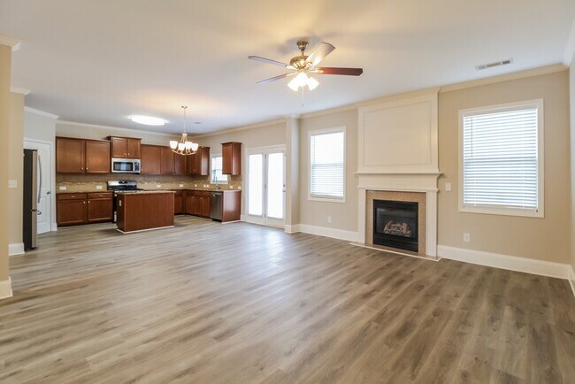 Building Photo - 1416 Blue Sail Ave