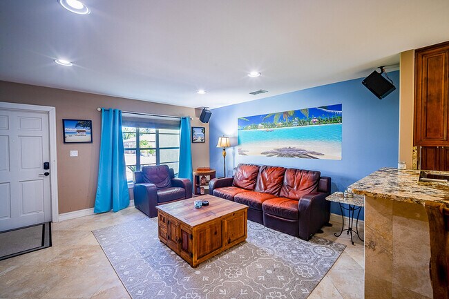 Foto del edificio - 5512 SE Nassau Terrace