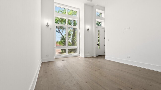 Foto del edificio - 6227 S Ellis Ave