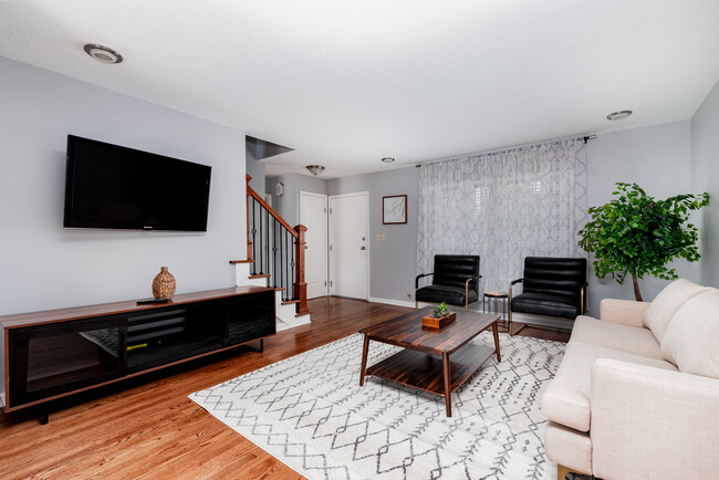 Main Living Area - 4329 Chateau de Ville Dr