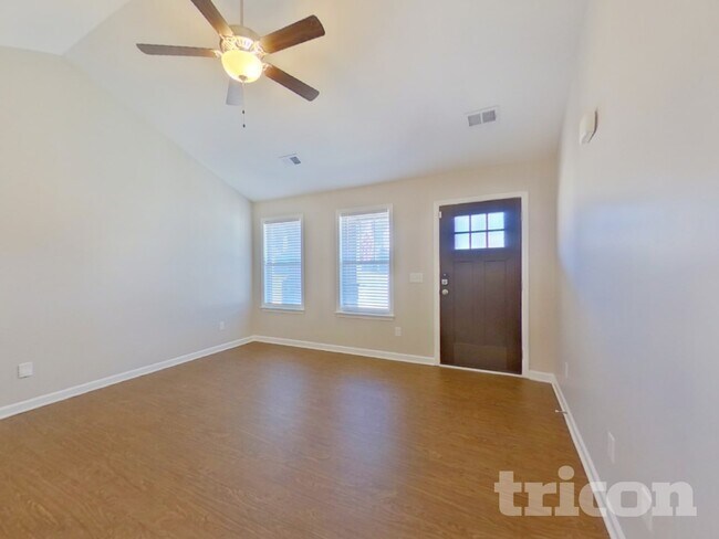 Foto del edificio - 29 Mendham Ln