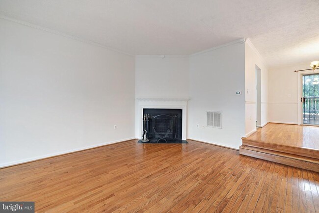 Building Photo - 10528 Joyceton Dr