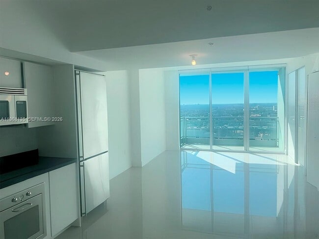 Foto del edificio - 92 SW 3rd St