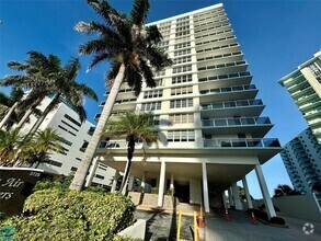 Building Photo - 3725 S Ocean Dr
