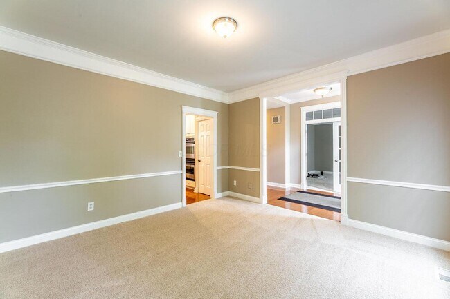Foto del edificio - 4930 Brooksview Cir