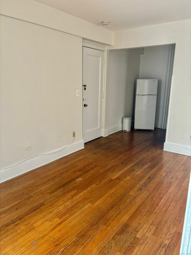 Building Photo - 53 Prospect St