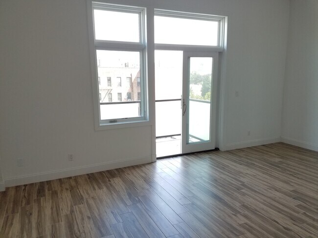 Foto del edificio - 4310 18th Ave