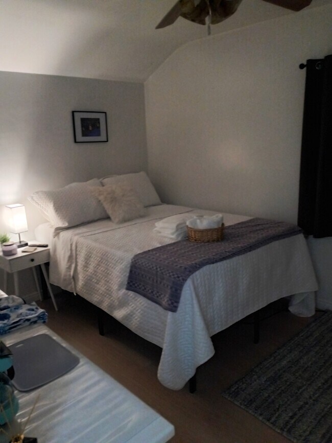 Foto del edificio - 7248 Shoshone Ave