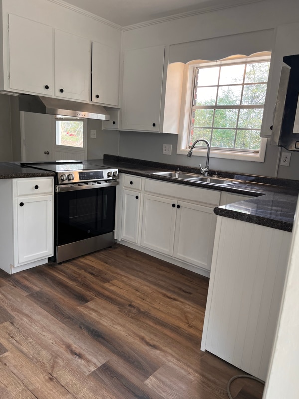 Building Photo - 161 Wooded Ln