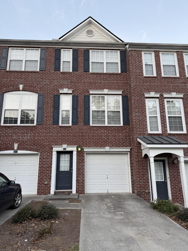 2-Bedroom Townhome in The Cove at Mill Springs – Fantastic Buford Schools and Location!!!!! - 2-Bedroom Townhome in The Cove at Mill Spr...