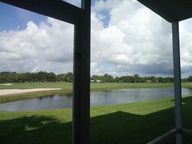 Foto del edificio - 2421 Village 102 Blvd