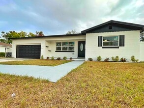 Building Photo - 2860 35th St S