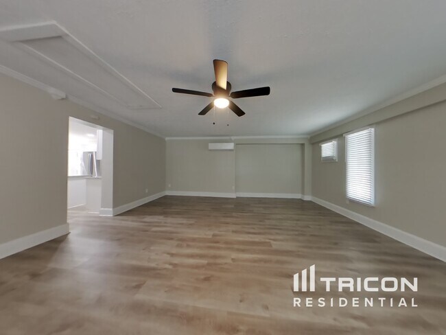 Foto del edificio - 5336 Orchard Pl