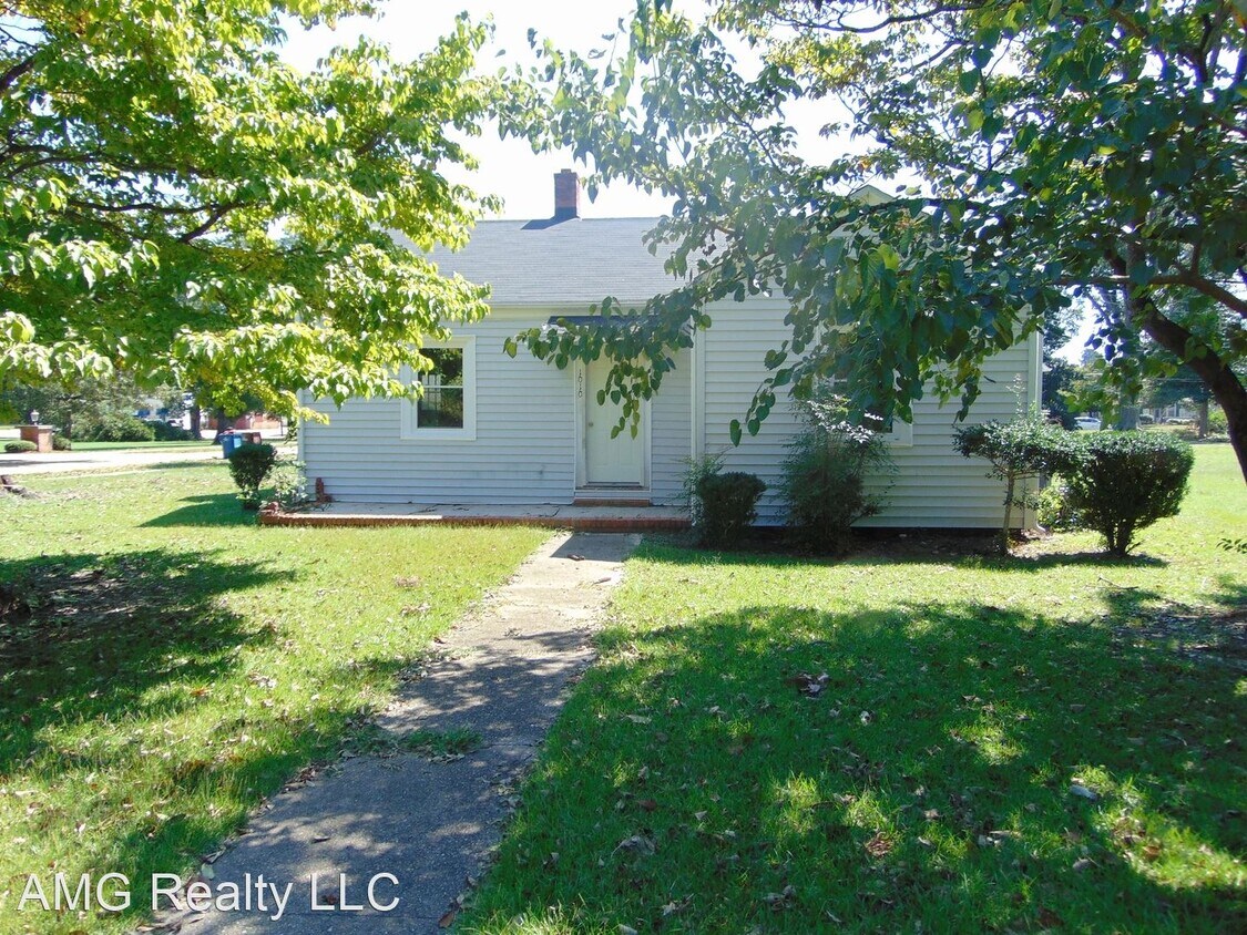 1010 N Orange Ave, Dunn, NC 28334 House Rental in Dunn, NC