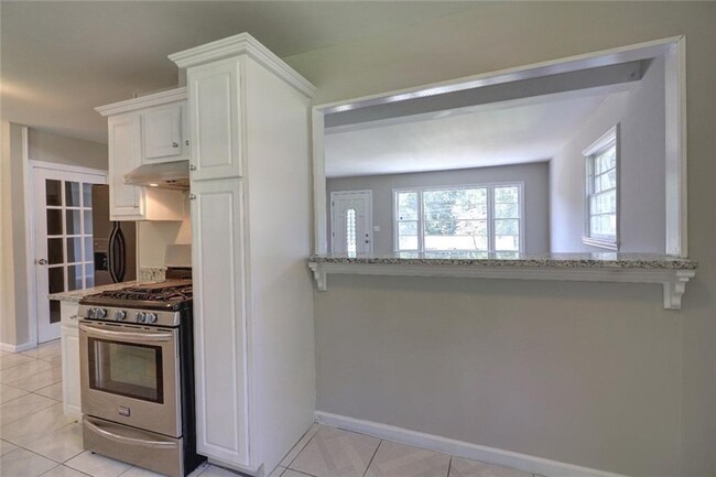 Foto del edificio - 2804 Zane Grey Dr SE