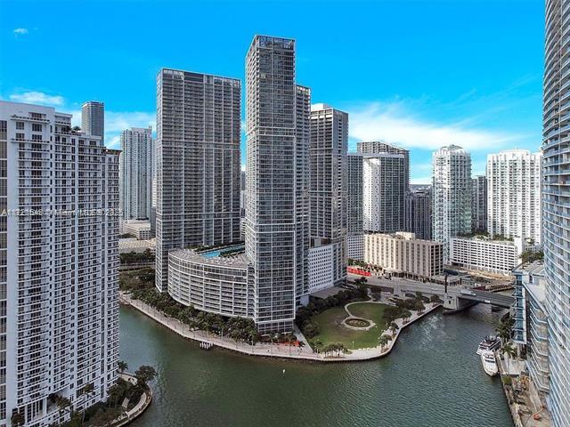 Foto del edificio - 465 Brickell Ave