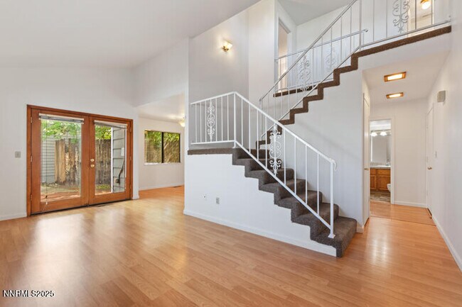 Foto del edificio - 767 Walker Ave