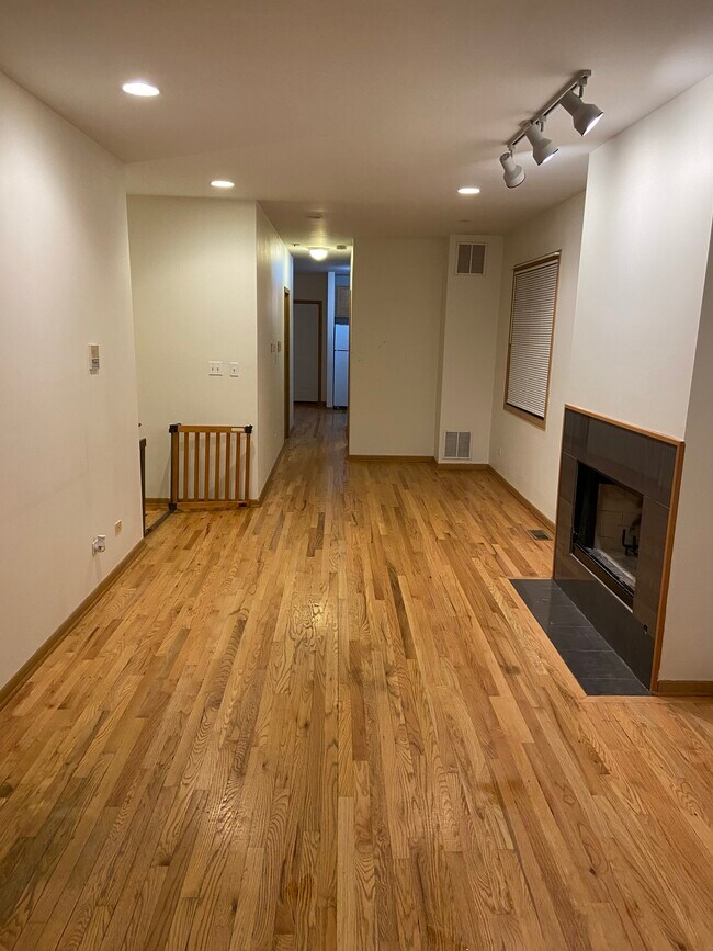Foto del edificio - 1703 S Jefferson St