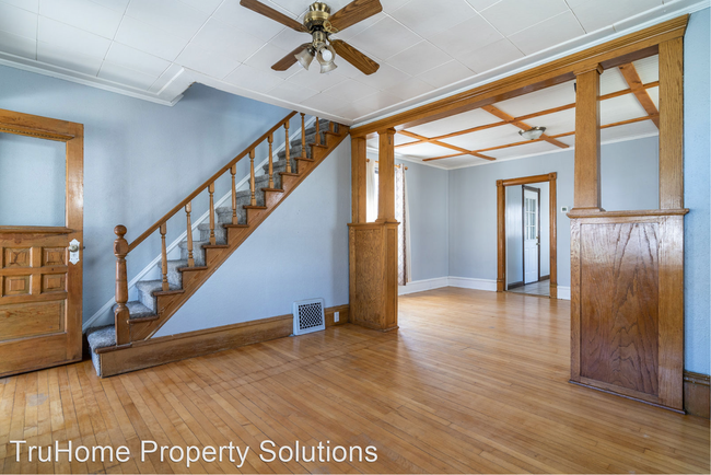 Building Photo - 2 br, 2 bath House - 1015 2nd Ave N